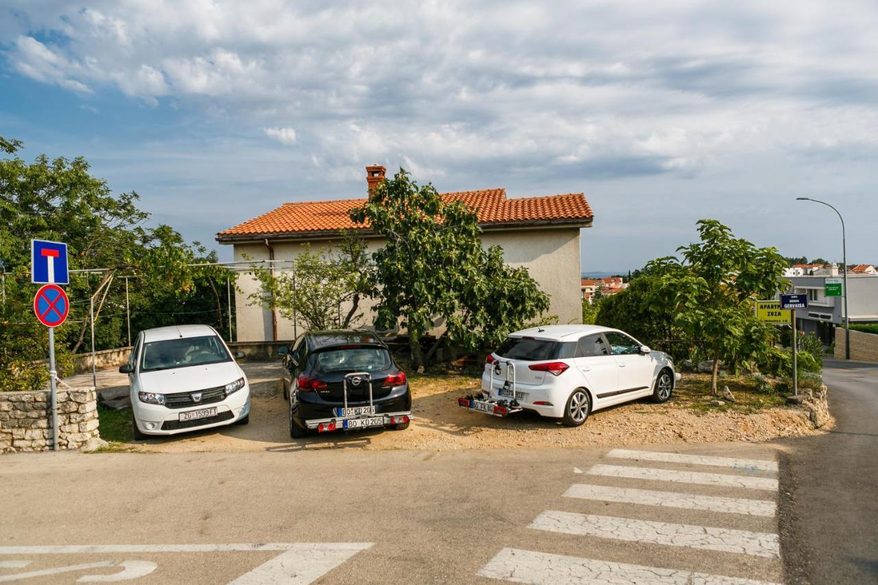 Apartment Zuza Krk Veglia Exterior foto
